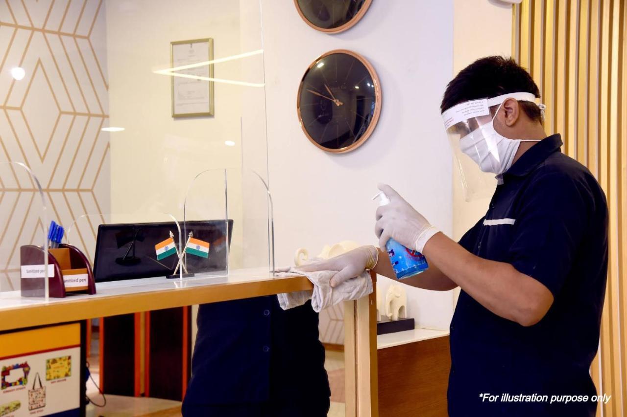Oyo Hotel Blu Pebbles Near Delhi Airport 뉴델리 외부 사진