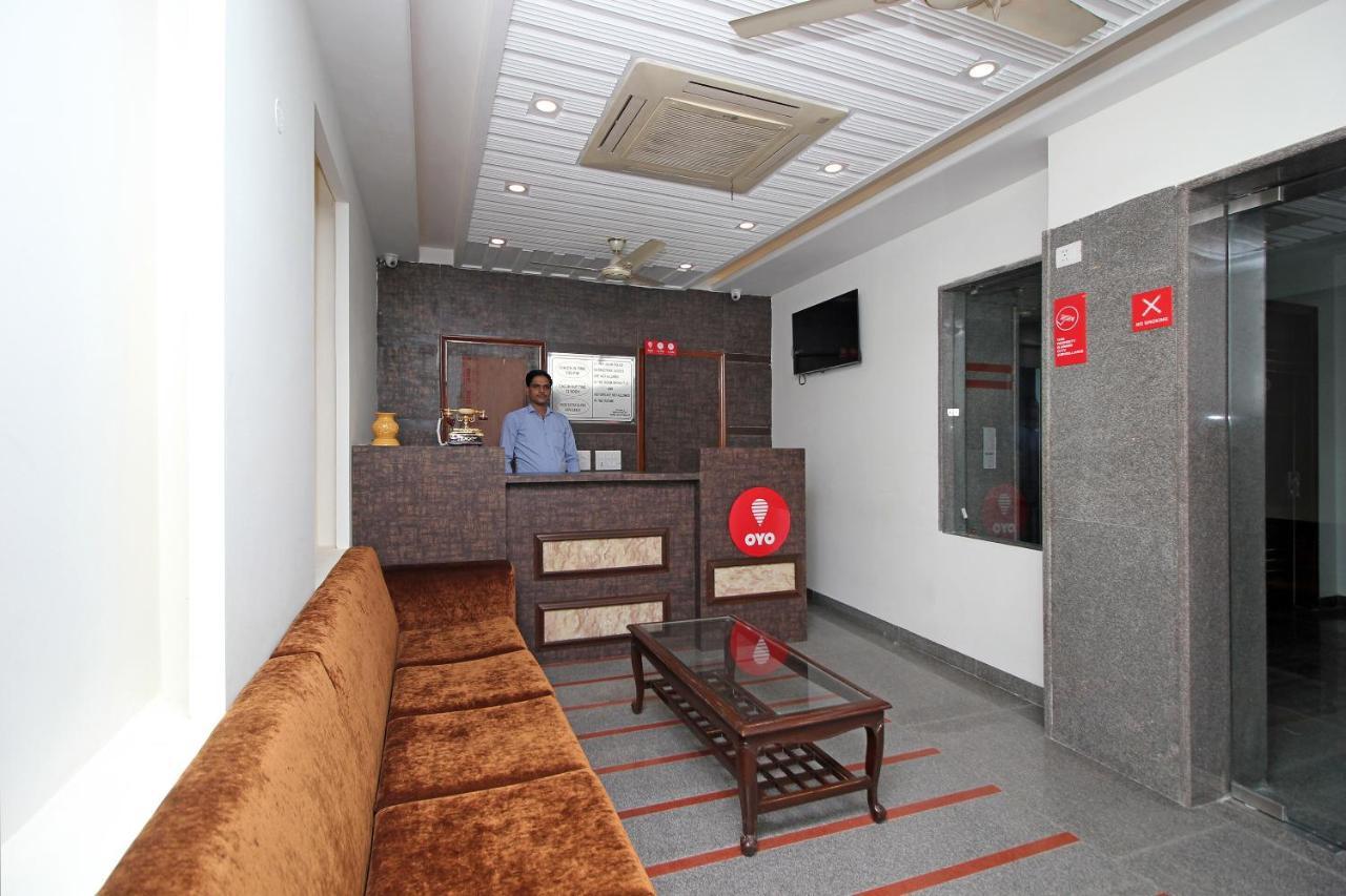 Oyo Hotel Blu Pebbles Near Delhi Airport 뉴델리 외부 사진