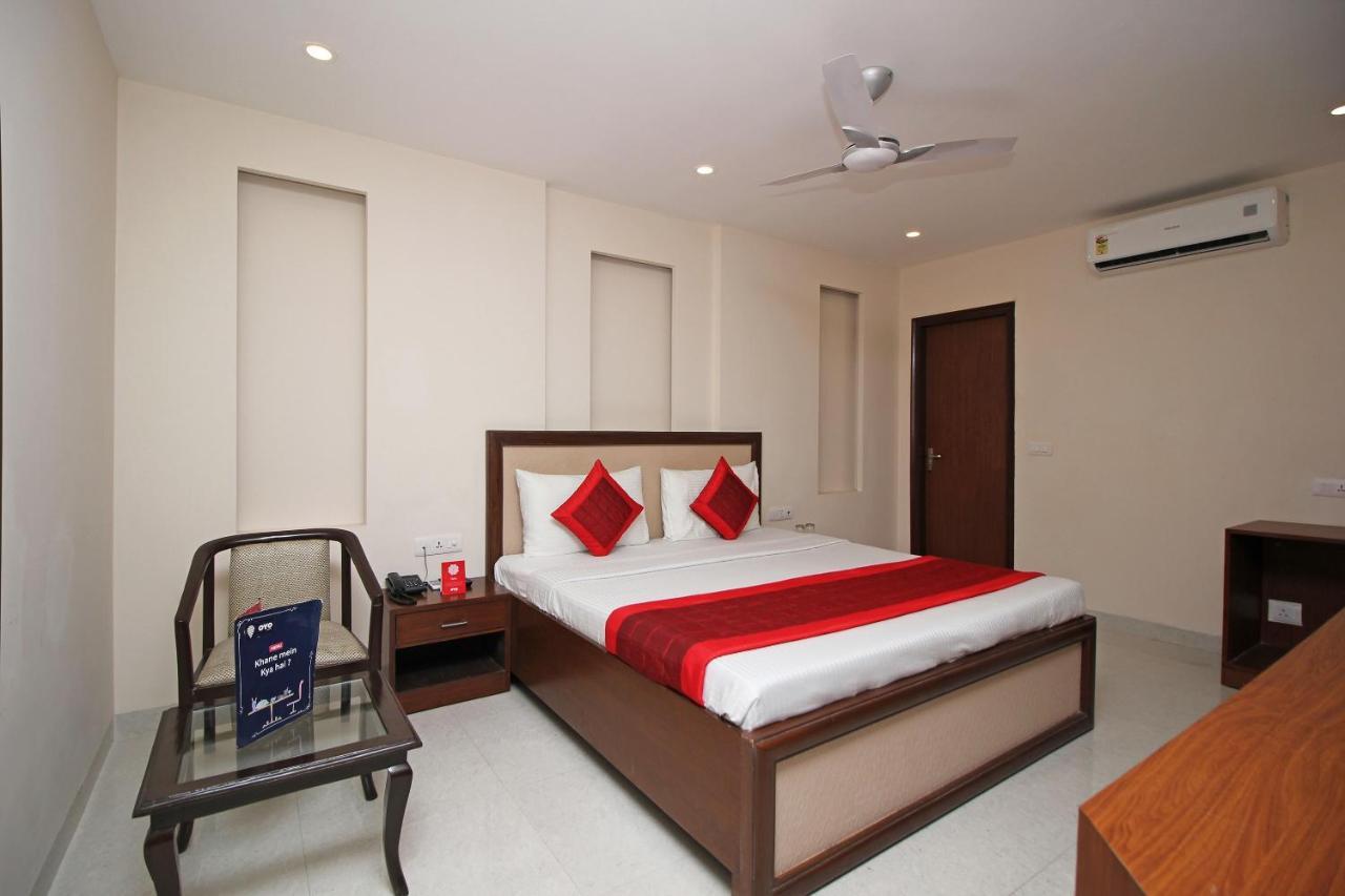 Oyo Hotel Blu Pebbles Near Delhi Airport 뉴델리 외부 사진
