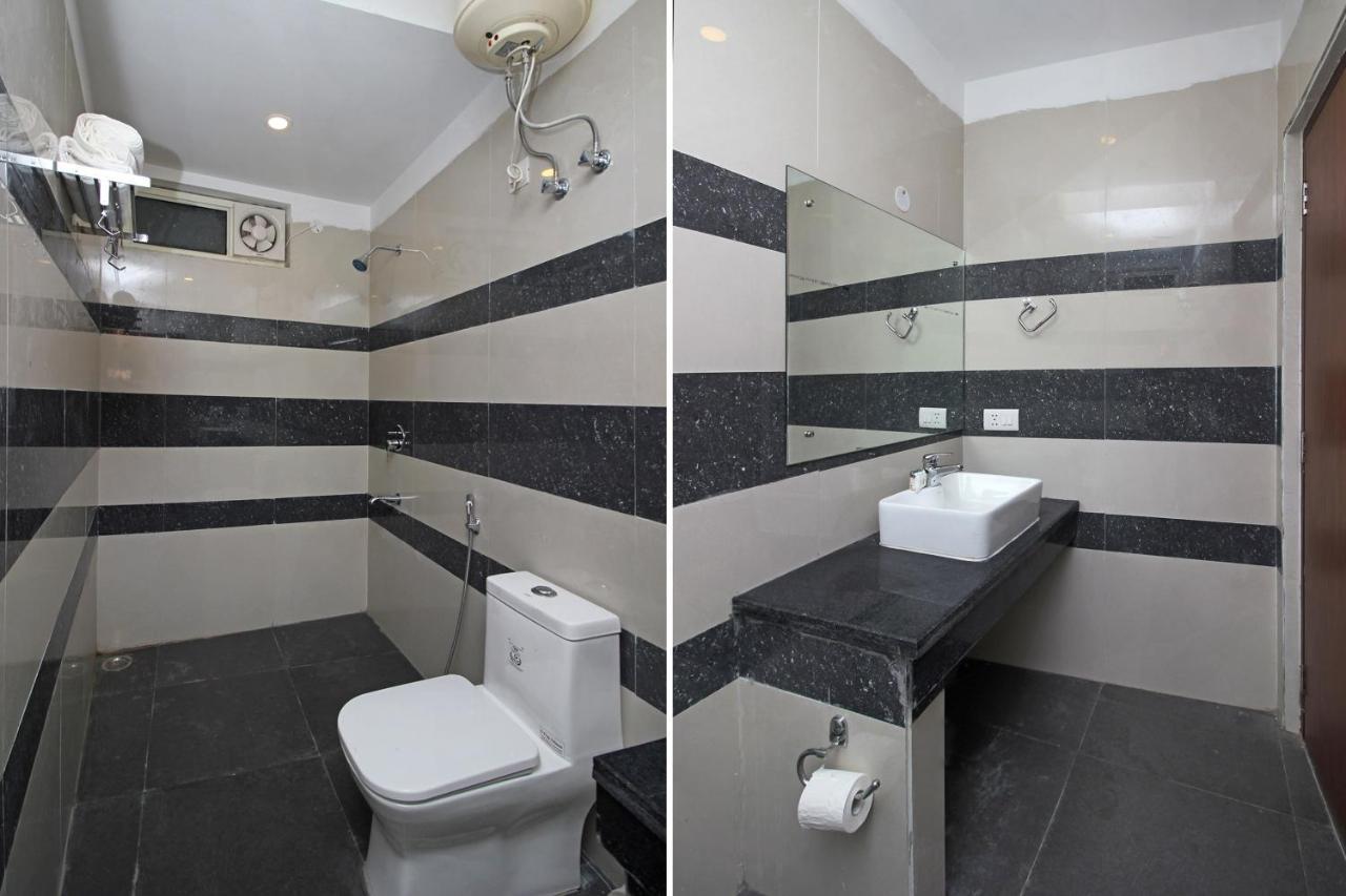Oyo Hotel Blu Pebbles Near Delhi Airport 뉴델리 외부 사진