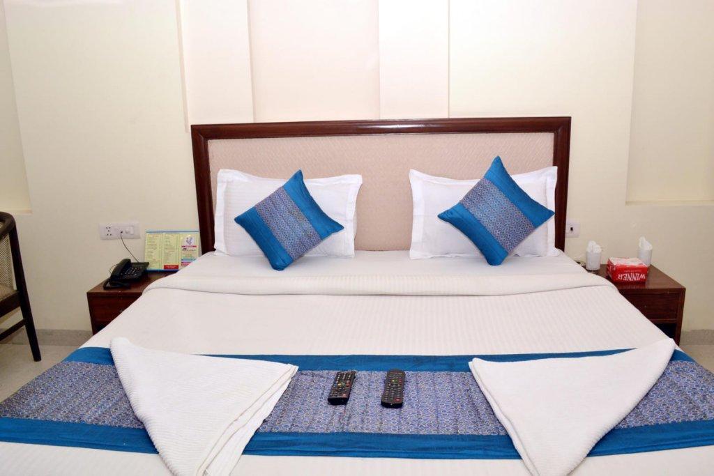 Oyo Hotel Blu Pebbles Near Delhi Airport 뉴델리 외부 사진